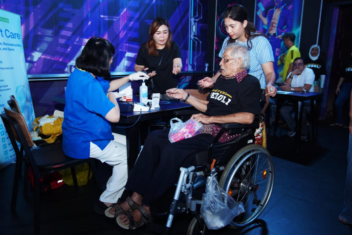 Upaya Memperluas Akses Kesehatan Bagi Lansia