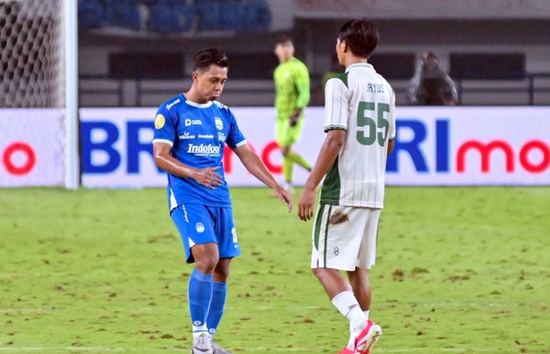 Febri Hariyadi Comeback Bersama Persib Bandung