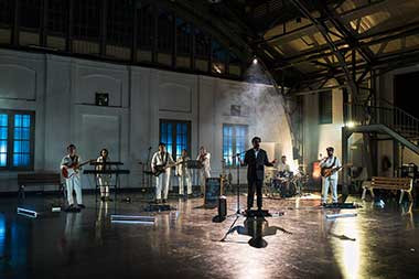 Bilal Indrajaya Bagikan Gratis Video Sesi Konser Album Perdana di YouTube