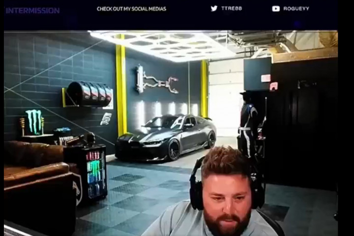 Dituduh Pakai Green Screen, Streamer Twitch Rogue Langsung Pembuktian