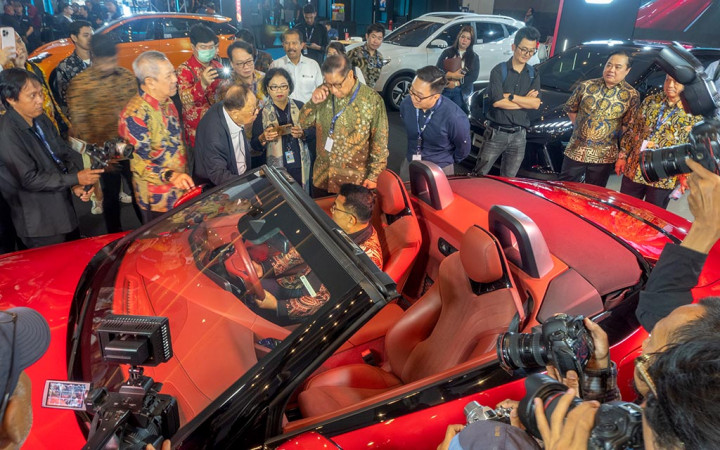 MG Pamer Sportcar Listrik dengan Atap Terbuka, Harga Rp1,7 Miliar