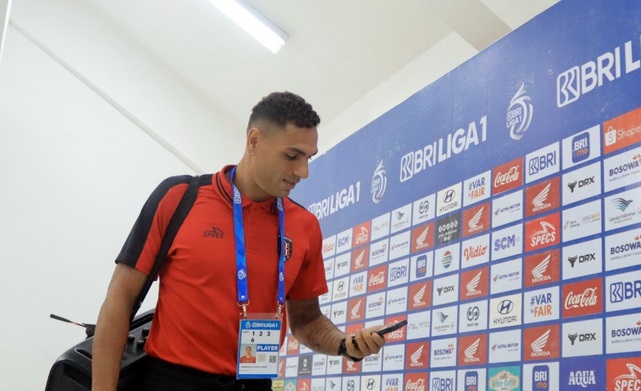 Jaimerson Xavier Pimpin Lini Pertahanan Bali United Lawan PSIS