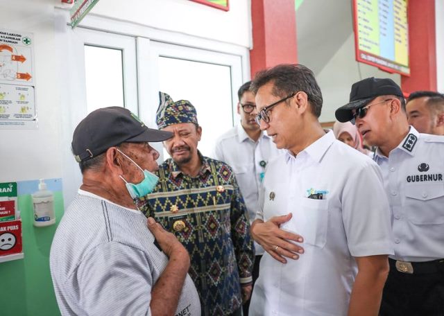 Kunjungi Puskesmas di Sulteng, Menkes Dorong Cek Kesehatan Gratis dan Akses Digital