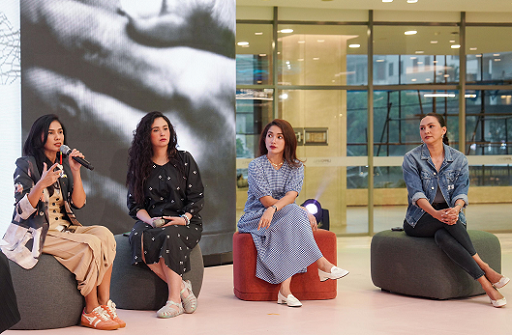 Ki-ka: Nova Eliza, Ayu Shita, Ussy Sulistiawaty, dan Donna Agnesia dalam Inspiring Talkshow di Lippo Mall Nusantara. (Foto: Dok. Istimewa)