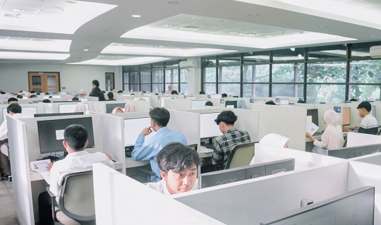 Penjaga di Balik Layar UTBK- SNBT 2025 di IPB