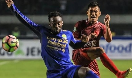 Essien Ucapkan Selamat kepada Persib Bandung Usai Juara Liga 1