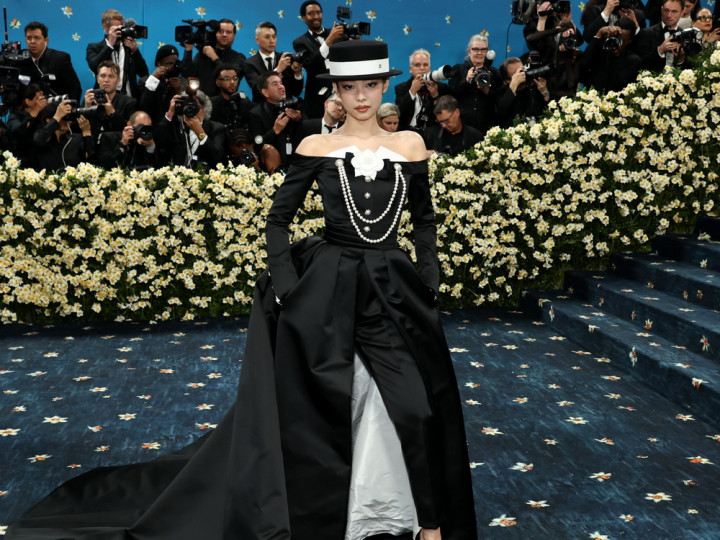 Tampil di Met Gala 2025, Jennie Singgung Comeback BLACKPINK