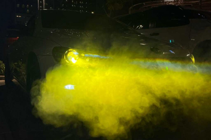 Mengapa Lampu Kuning Ampuh Menembus Hujan Lebat dan Kabut?