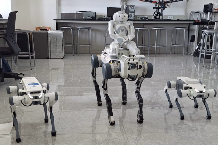 ITS Kembangkan Robot Anjing Berkaki Empat untuk Patroli di Industri