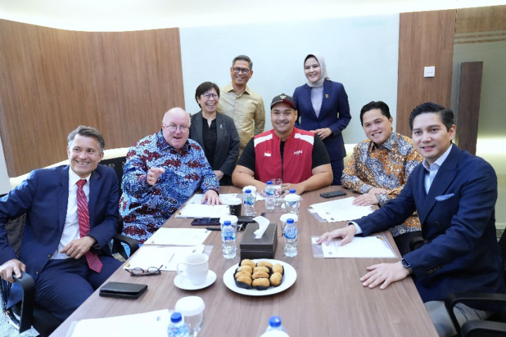 Menpora Bahas Kesiapan Indonesia jadi Tuan Rumah Kejuaraan Dunia dengan FIBA