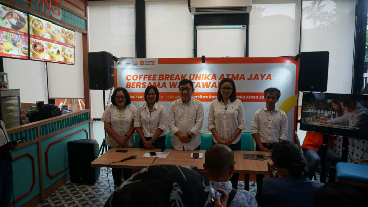 Unika Atma Jaya Salurkan Rp44 Miliar untuk Beasiswa Mahasiswa Baru di 2025