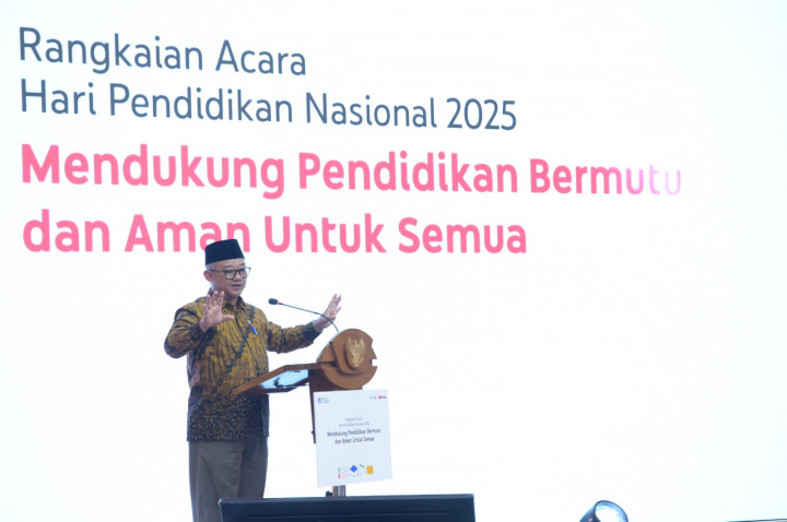 AI dan Coding Masuk Kurikulum Tahun Ini, Guru Wajib Dampingi Siswa