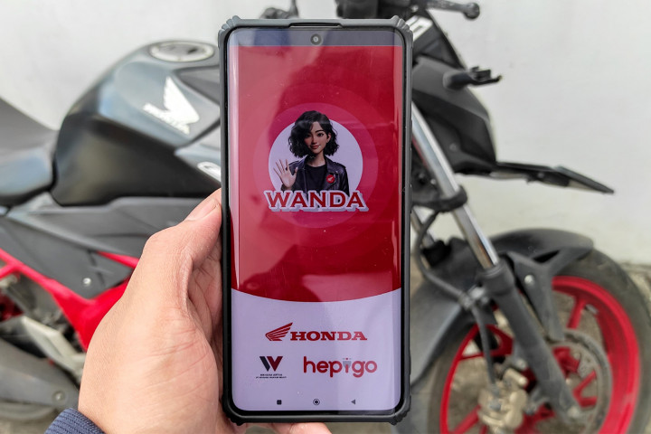 Cara Irit Jadi Bikers Honda, Manfaatkan Wanda