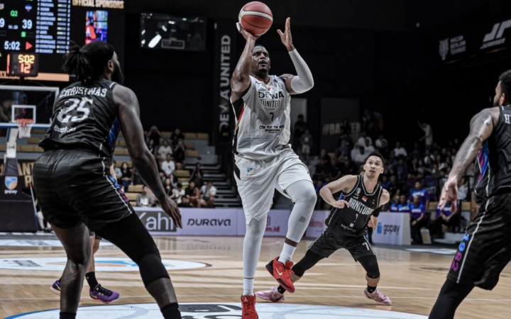 Dewa United Redam Perlawanan Amartha Hangtuah