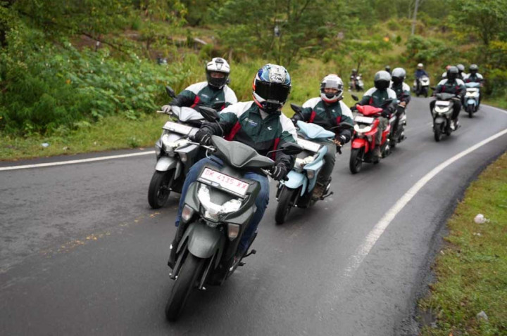 Betot Gas di Jalur Curam dan Meliuk Kintamani, Gear Ultima Cetak 68 KPL?