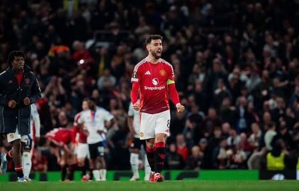 Bruno Fernandes Kecewa MU Dikalahkan West Ham