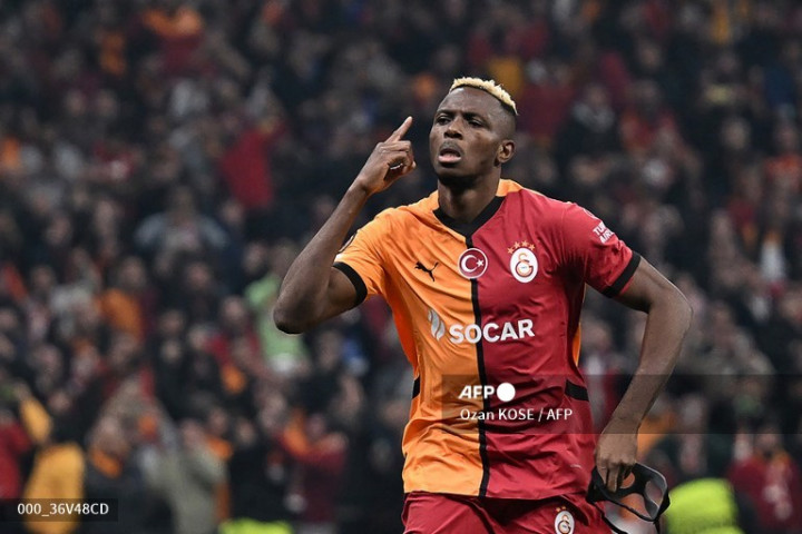 Legenda Hidup Minta MU Datangkan Victor Osimhen