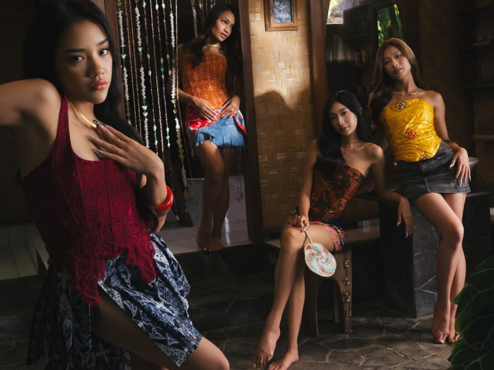 Girl Grup Indonesia no na Tampil Perdana di Head in the Clouds Los Angeles 2025