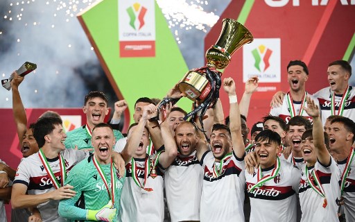 Bologna Juara Piala Italia