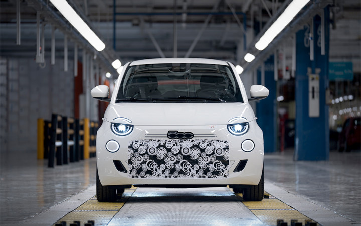 Fiat 500 Hybrid Memulai Pra-Produksi Di Pabrik Mirafiori Turin