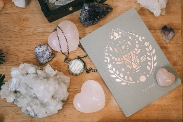   Sudah siap membaca ramalan zodiak untuk 15 Mei 2025? Di sini akan membahas dalam berbagai aspeknya. (Foto: Ilustrasi/Dok. Pexels.com)