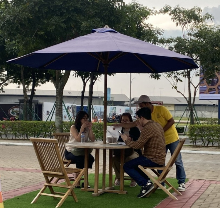 Nikmati Jajanan di Foodtruck Days sambal Lihat Hunian