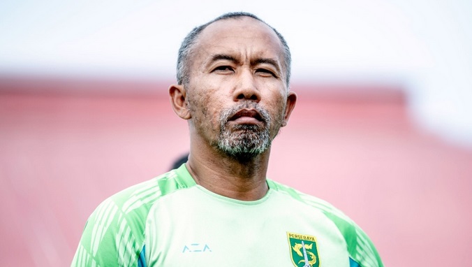 Uston Tekankan Persebaya Harus <i>Fight</i>