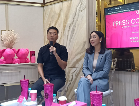 Passion Fuschia Café, Perpaduan Perhiasan Mewah dan Kuliner dalam Suatu Ruang