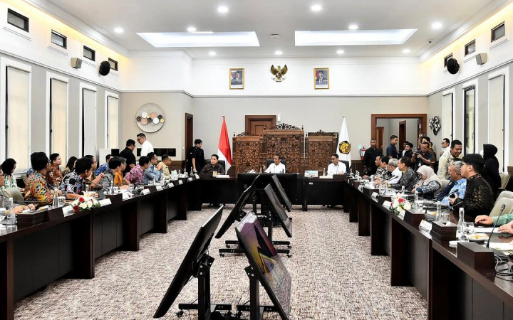 Pemerintah Bahas Kemungkinan Produksi Sel Baterai dengan CATL