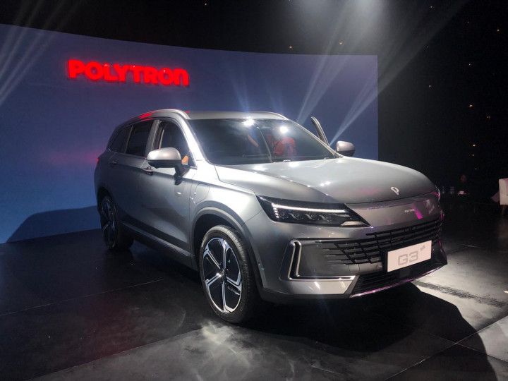 Program Pre-Book Mobil Listrik Polytron via E-Commerce