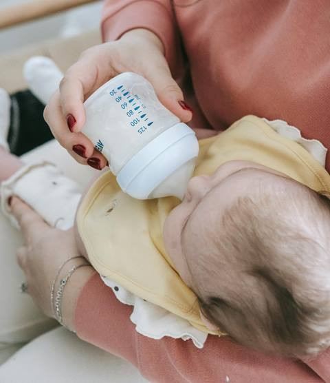 Bayi yang Tidak Cocok dengan Sufor, Ketahui Alasan, Gejala, Sampai Fesesnya