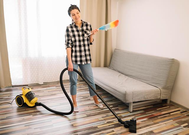 Jangan Disedot! Kotoran Ini Bisa Merusak <i>Vacuum Cleaner</i> Kamu