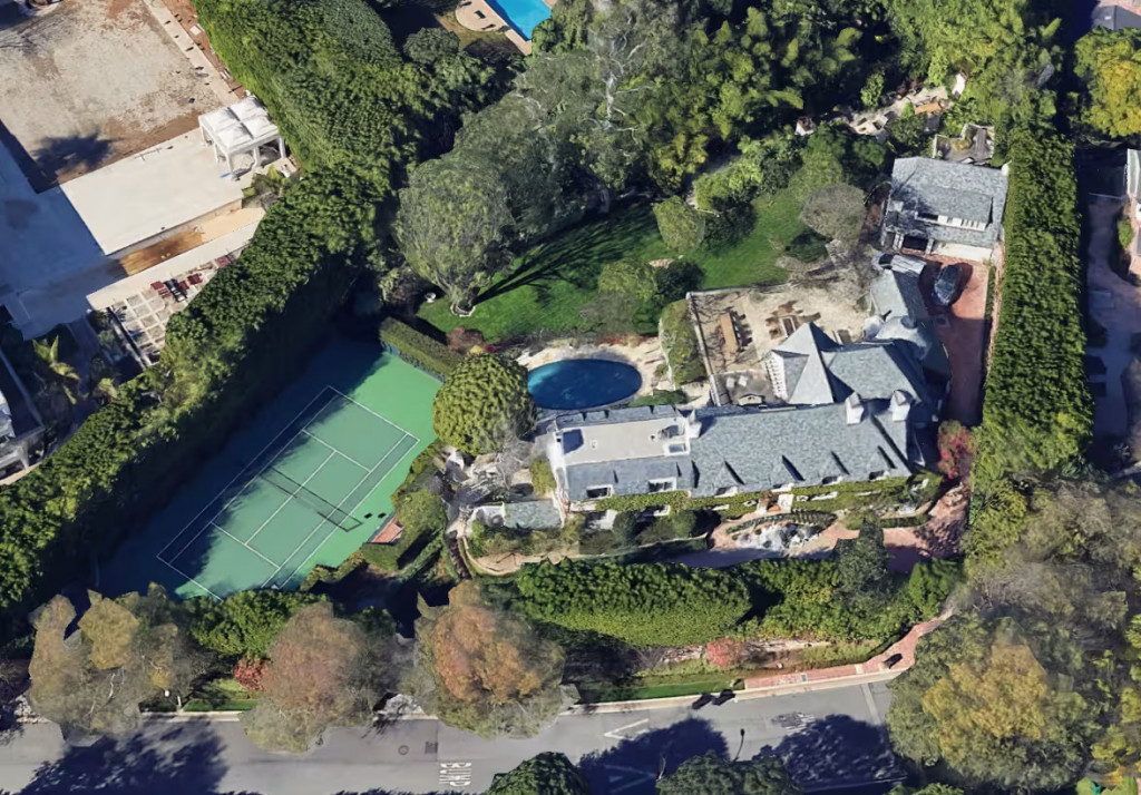 Rumah Ellen DeGeneres di Inggris. Foto: Mansion Global