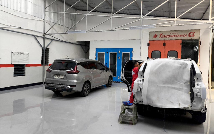 Perdana, Mitsubishi Resmikan Fasilitas Bodi & Cat Di Surabaya