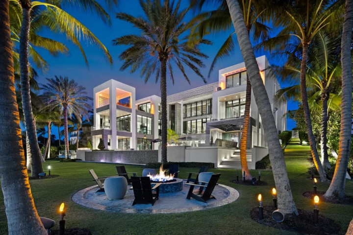 Istana Bekas Billy Joel Dijual Seharga Rp1,3 Triliun