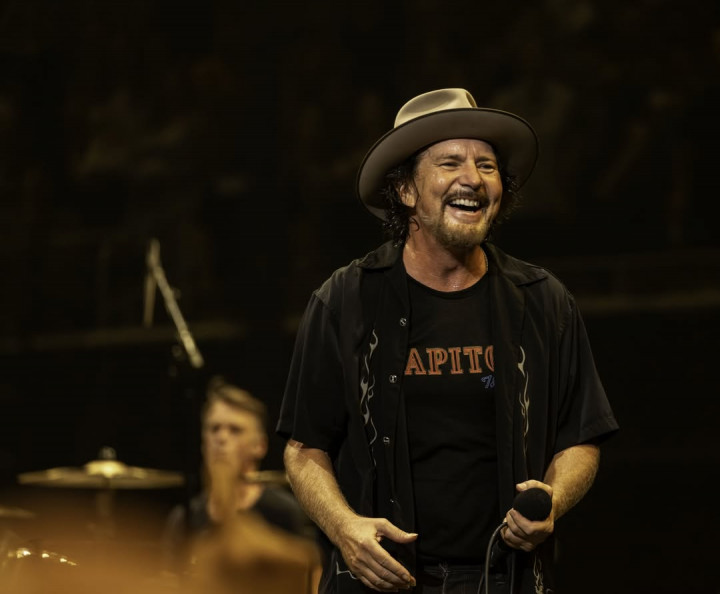 Dukungan Pearl Jam untuk Bruce Springsteen yang Diancam Donald Trump