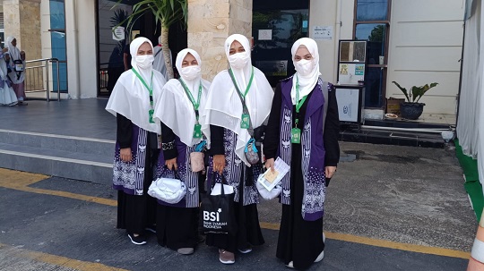 Kakak Beradik Berhaji di Usia Muda, Daftar Sejak Kelas 1 SD