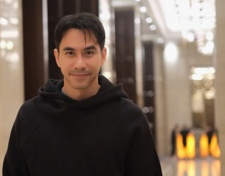 Ayah Darius Sinathrya Meninggal Dunia, Sempat Dirawat Akibat Komplikasi