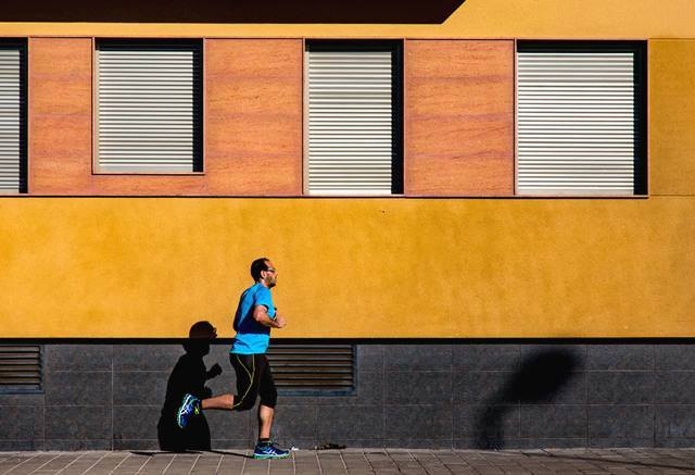 Orang turun berok apakah masih bisa lari atau joging? Simak selengkapnya. (Foto: Ilustrasi/Dok. Pexels.com)