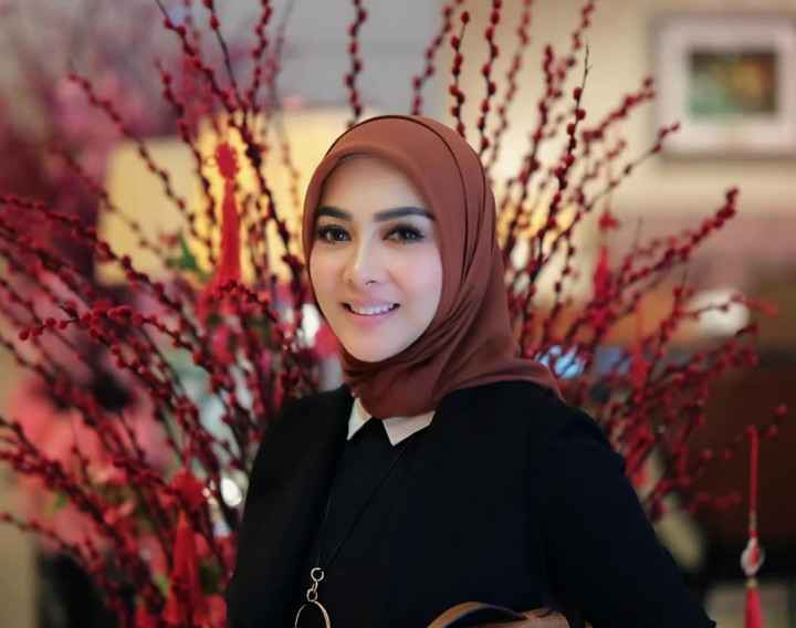 Aktif di Kegiatan Sosial, Syahrini Pantas Terima Penghargaan di Cannes