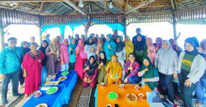 Bangkit dari Dapur, Perempuan Bajo Garap Bisnis Legal dan Tani Keluarga