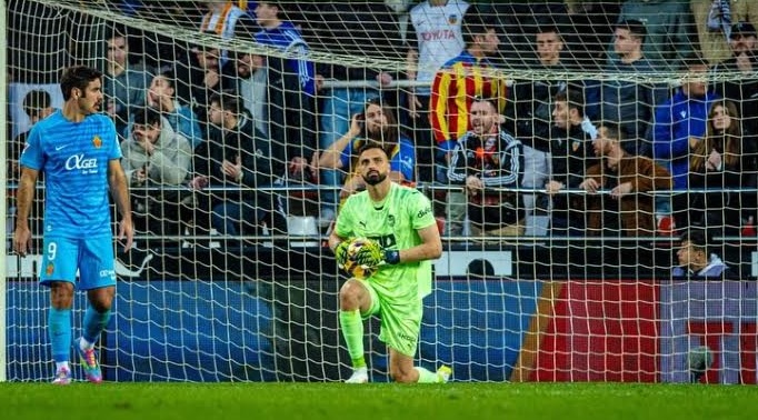 Kiper Giorgi Mamardashvili Klaim jadi Kiper Masa Depan Liverpool