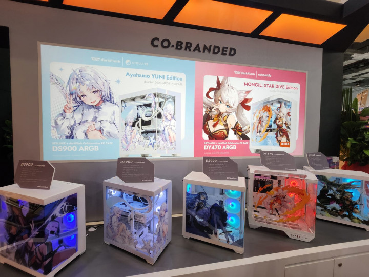 DarkFlash Pamer Casing Keren, Ada Kolab Anime dan Luar Angkasa