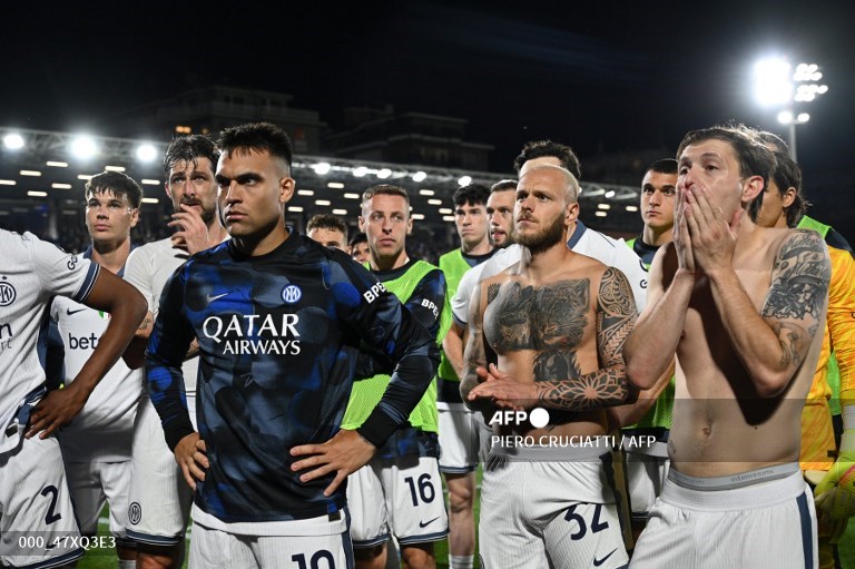 Kapten Inter Milan Lautaro Martinez bersama rekan-rekannya harus finis di posisi kedua Liga Italia musim 2024--2025, satu poin di bawah Napoli yang merebut scudetto-Foto AFP