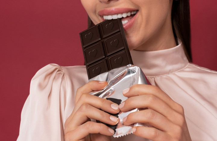Patut Dicoba! Redam Nyeri Menstruasi dengan Mengonsumsi Cokelat Hitam