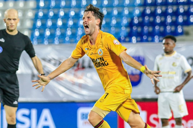 Selebrasi gol pemain Semen Padang, Filipe Chaby. (Foto: Instagram resmi Semen Padang)