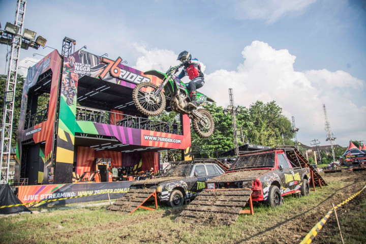 Zidane Juara Umum Putaran Pertama Trial Game Dirt 2025 di Semarang