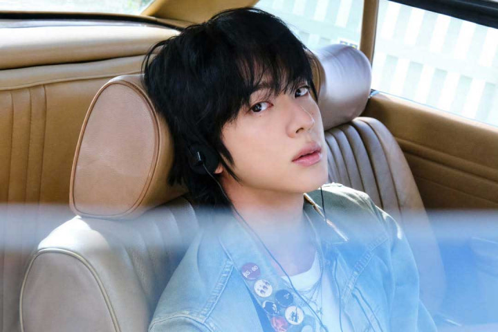Jin BTS Cetak Sejarah, Mini Album Terbarunya Tembus 3 Besar Billboard 200