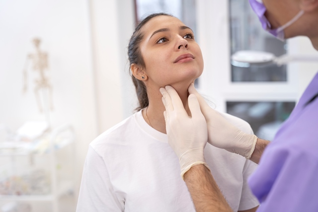 Benarkah Penyakit Gangguan Tiroid Tidak Ada Faktor Eksternal? Ini Jawabannya