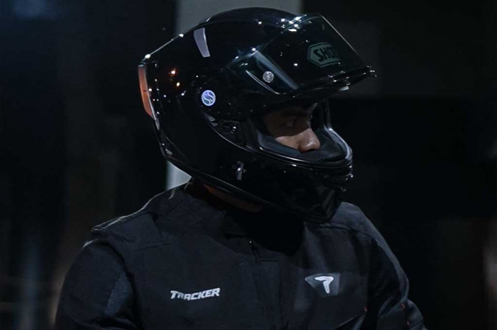 Apparel Kian Canggih, Nih Dua Jaket Riding Premium Tracker